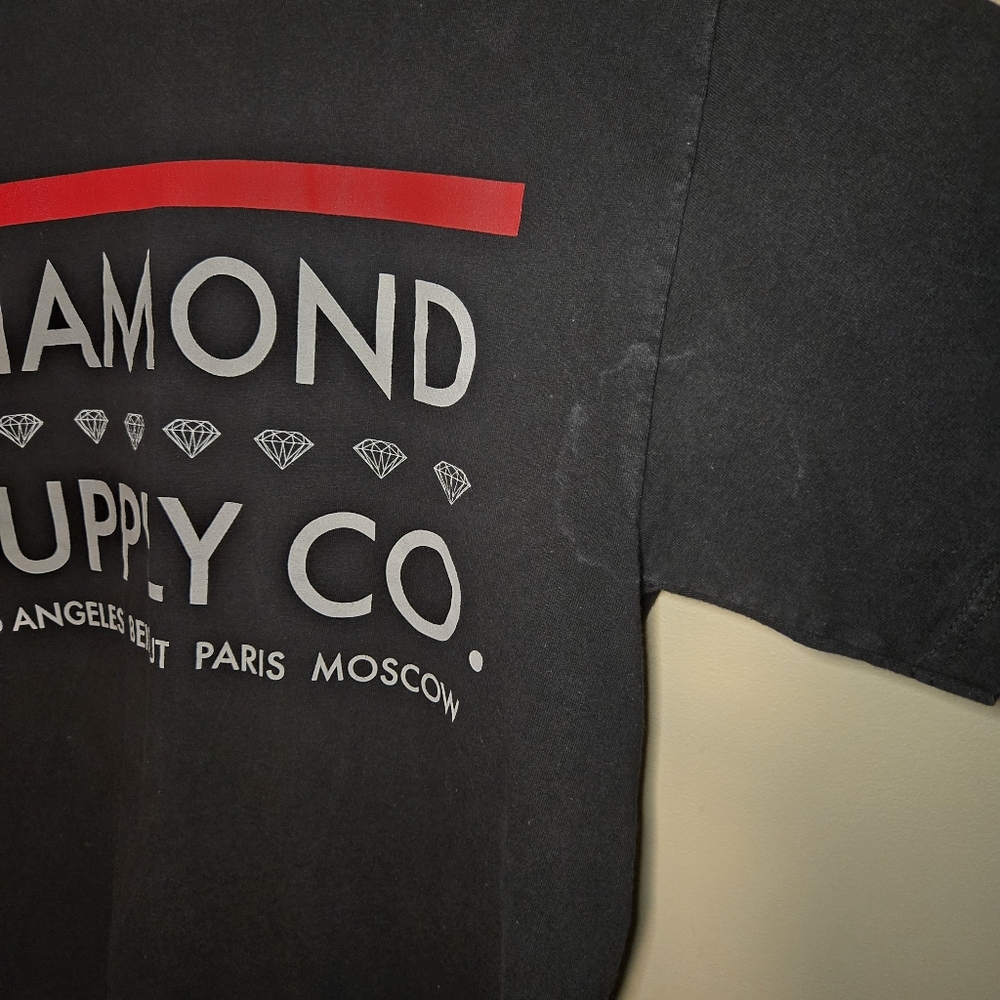 Diamond Supply Men’s Cropped Fit Black T-shirt Made In USA Logo Size Medium - Picture 4 of 12